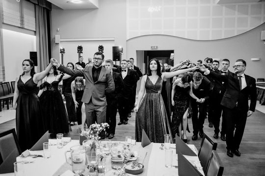 Studniówka Zespołu Szkół i Placówek Oświatowych w Zwierzyńcu - galeria zdjęć