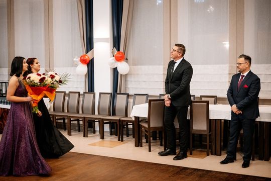 Studniówka Zespołu Szkół i Placówek Oświatowych w Zwierzyńcu - galeria zdjęć