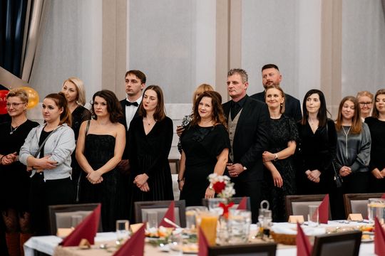 Studniówka Zespołu Szkół i Placówek Oświatowych w Zwierzyńcu - galeria zdjęć