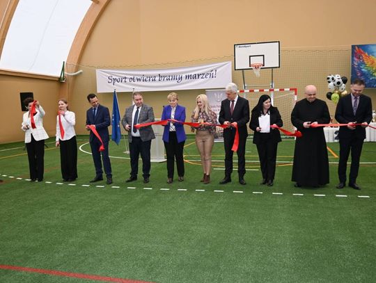Otwarcie hali sportowej w Majdanie Górnym - galeria zdjęć