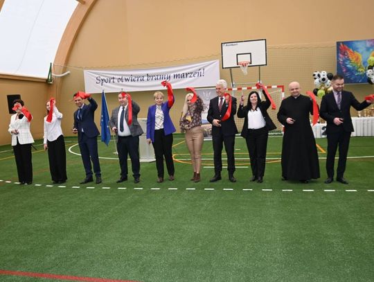 Otwarcie hali sportowej w Majdanie Górnym - galeria zdjęć
