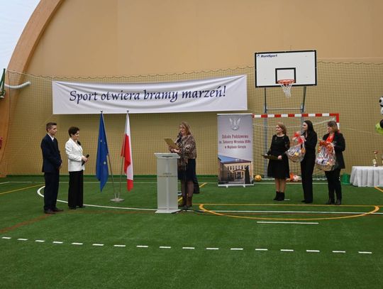 Otwarcie hali sportowej w Majdanie Górnym - galeria zdjęć
