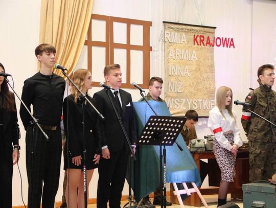 Zamość: Narodowy Dzień Pamięci Żołnierzy Armii Krajowej - galeria zdjęć