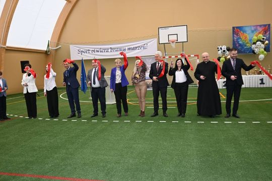 Otwarcie hali sportowej w Majdanie Górnym - galeria zdjęć