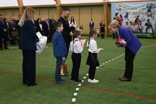 Otwarcie hali sportowej w Majdanie Górnym - galeria zdjęć