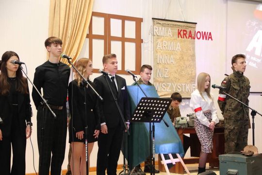 Zamość: Narodowy Dzień Pamięci Żołnierzy Armii Krajowej - galeria zdjęć