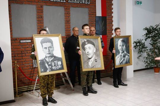 Zamość: Narodowy Dzień Pamięci Żołnierzy Armii Krajowej - galeria zdjęć