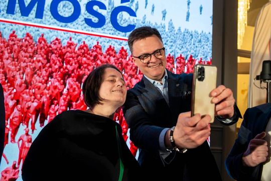 Zamość: Szymon Hołownia na spotkaniu z wyborcami - galeria zdjęć