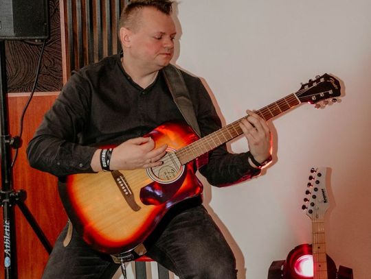 Dzień Kobiet w Klubie 2 Hrubieszowskiego Pułku Rozpoznawczego - galeria zdjęć