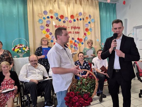 Dzień Kobiet w Domu Pomocy Społecznej w Tyszowcach. Galeria zdjęć