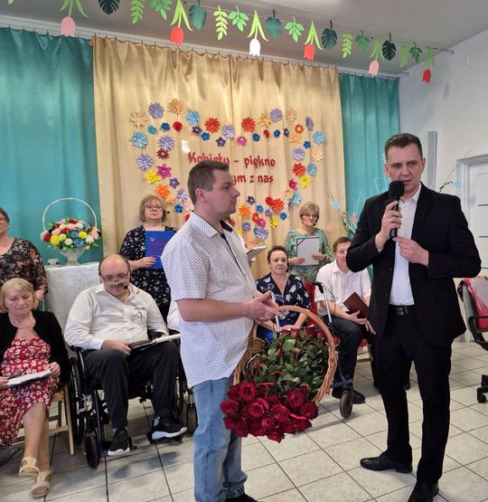 Dzień Kobiet w Domu Pomocy Społecznej w Tyszowcach. Galeria zdjęć