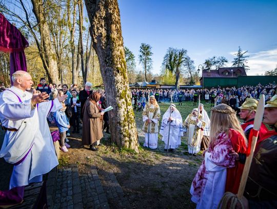 Misterium Męki Pańskiej w Zwierzyńcu - galeria zdjeć