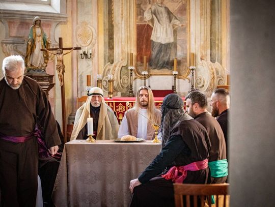 Misterium Męki Pańskiej w Zwierzyńcu - galeria zdjeć