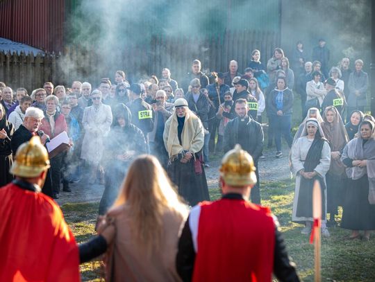 Misterium Męki Pańskiej w Zwierzyńcu - galeria zdjeć