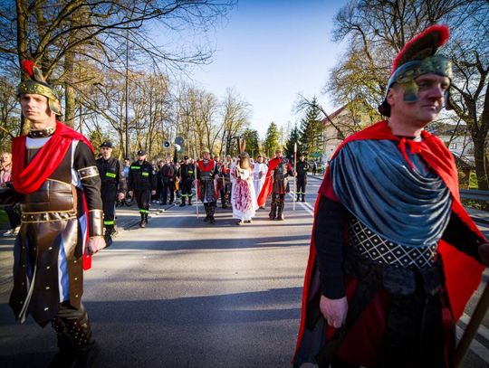 Misterium Męki Pańskiej w Zwierzyńcu - galeria zdjeć