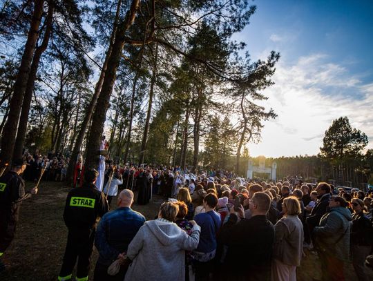 Misterium Męki Pańskiej w Zwierzyńcu - galeria zdjeć