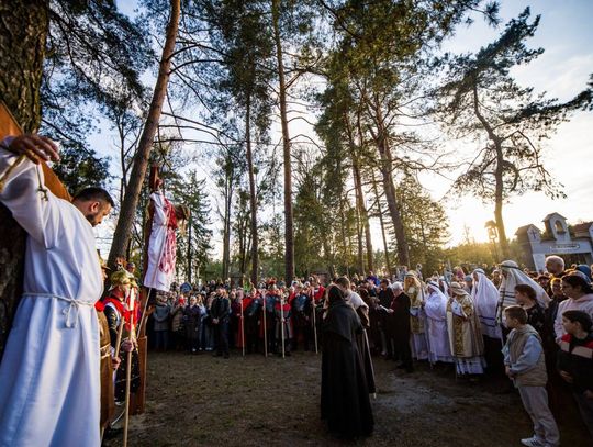 Misterium Męki Pańskiej w Zwierzyńcu - galeria zdjeć