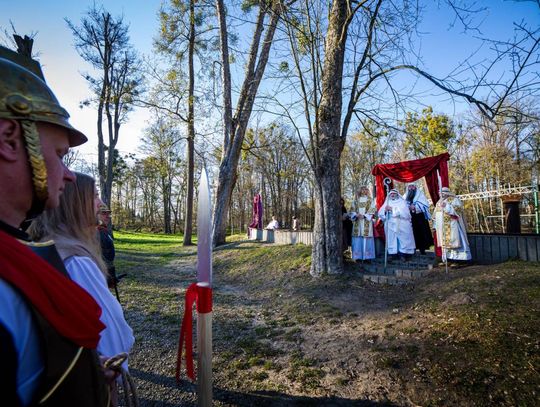 Misterium Męki Pańskiej w Zwierzyńcu - galeria zdjeć