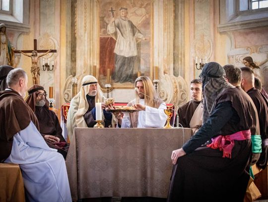 Misterium Męki Pańskiej w Zwierzyńcu - galeria zdjeć