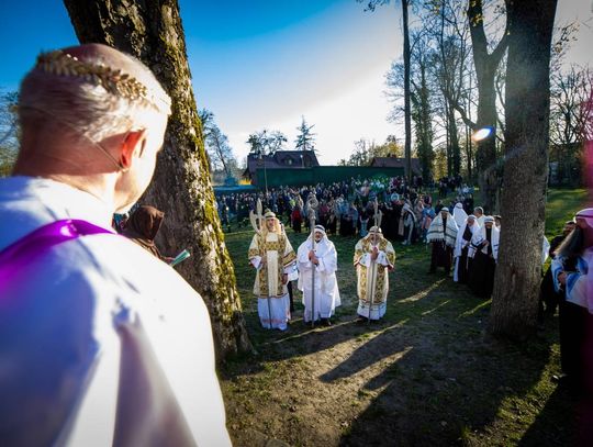 Misterium Męki Pańskiej w Zwierzyńcu - galeria zdjeć
