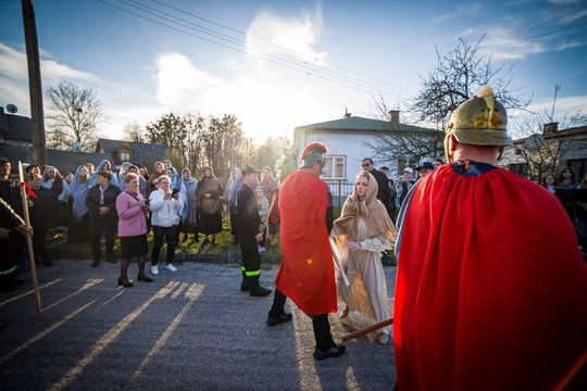 Misterium Męki Pańskiej w Zwierzyńcu - galeria zdjeć