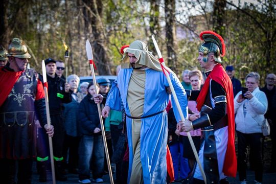 Misterium Męki Pańskiej w Zwierzyńcu - galeria zdjeć