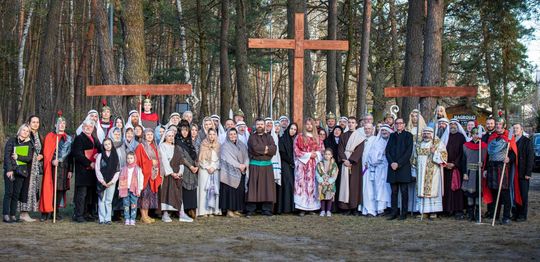 Misterium Męki Pańskiej w Zwierzyńcu - galeria zdjeć