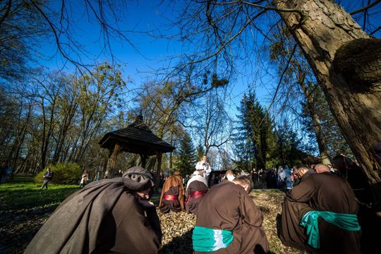 Misterium Męki Pańskiej w Zwierzyńcu - galeria zdjeć