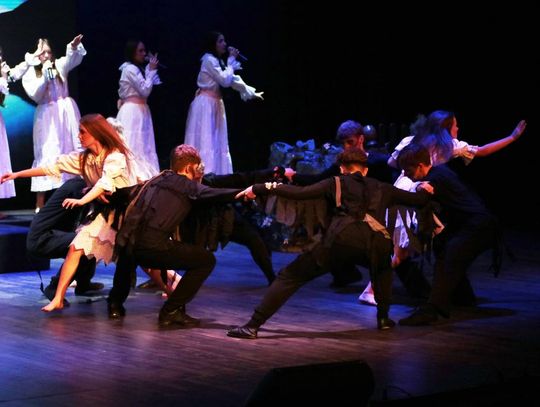 „Topielica i Szeptucha” na scenie Hrubieszowskiego Domu Kultury - galeria zdjęć