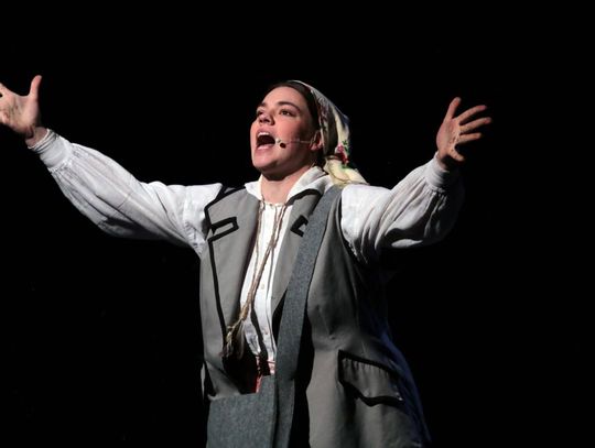 „Topielica i Szeptucha” na scenie Hrubieszowskiego Domu Kultury - galeria zdjęć