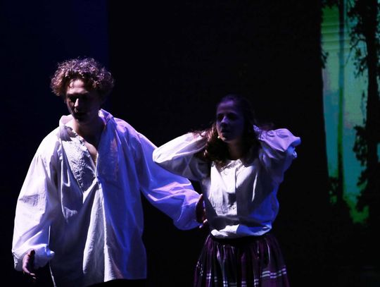 „Topielica i Szeptucha” na scenie Hrubieszowskiego Domu Kultury - galeria zdjęć