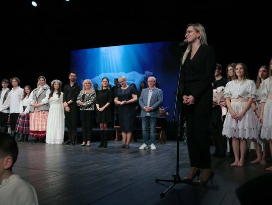 „Topielica i Szeptucha” na scenie Hrubieszowskiego Domu Kultury - galeria zdjęć