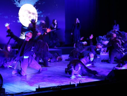 „Topielica i Szeptucha” na scenie Hrubieszowskiego Domu Kultury - galeria zdjęć