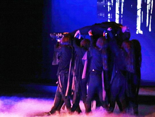 „Topielica i Szeptucha” na scenie Hrubieszowskiego Domu Kultury - galeria zdjęć