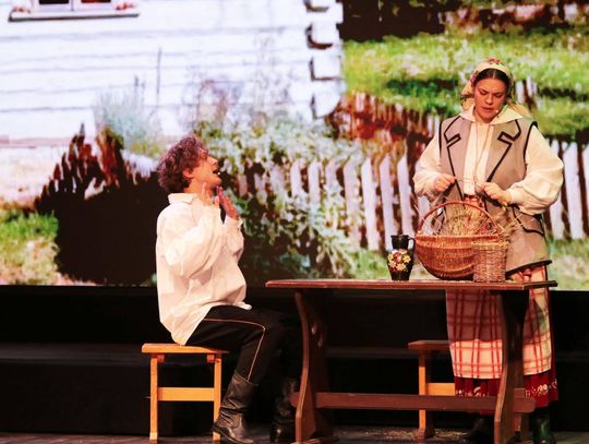 „Topielica i Szeptucha” na scenie Hrubieszowskiego Domu Kultury - galeria zdjęć