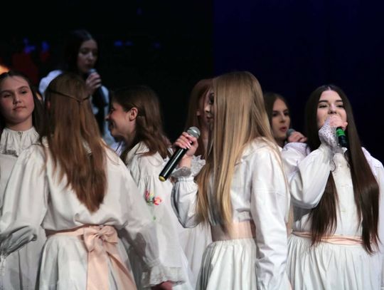 „Topielica i Szeptucha” na scenie Hrubieszowskiego Domu Kultury - galeria zdjęć