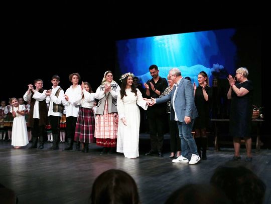 „Topielica i Szeptucha” na scenie Hrubieszowskiego Domu Kultury - galeria zdjęć