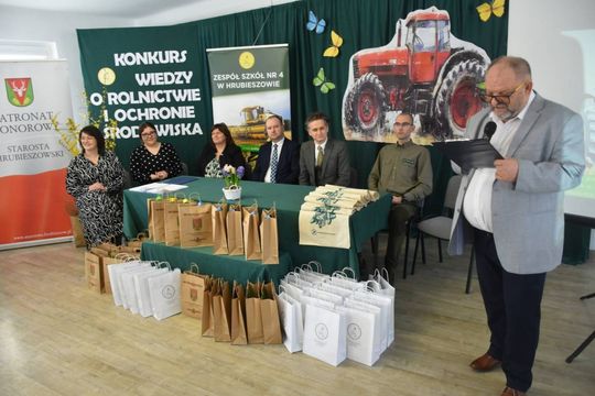 Hrubieszów: Konkurs wiedzy o rolnictwie i ochronie środowiska - galeria zdjęć