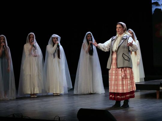 „Topielica i Szeptucha” na scenie Hrubieszowskiego Domu Kultury - galeria zdjęć