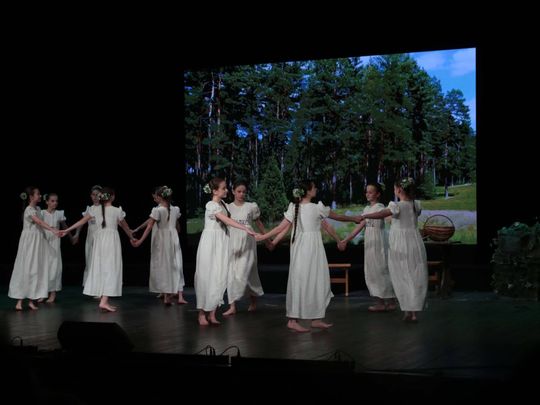 „Topielica i Szeptucha” na scenie Hrubieszowskiego Domu Kultury - galeria zdjęć