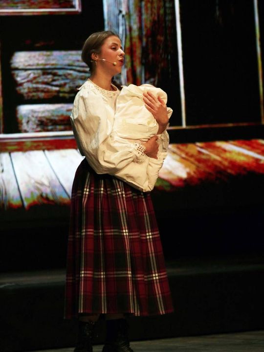 „Topielica i Szeptucha” na scenie Hrubieszowskiego Domu Kultury - galeria zdjęć