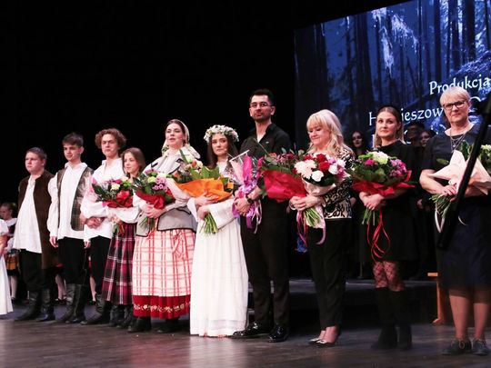 „Topielica i Szeptucha” na scenie Hrubieszowskiego Domu Kultury - galeria zdjęć