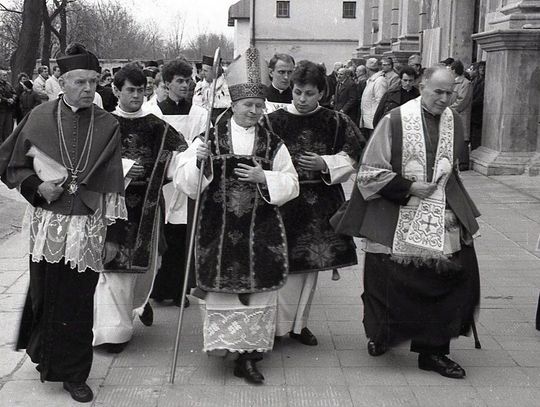 Ingres biskupa Jana Śrutwy w Zamościu - galeria zdjęć