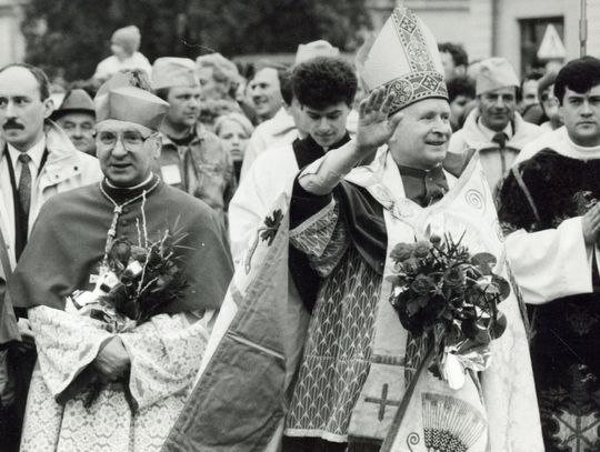 Ingres biskupa Jana Śrutwy w Zamościu - galeria zdjęć