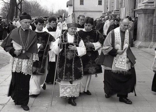 Ingres biskupa Jana Śrutwy w Zamościu - galeria zdjęć