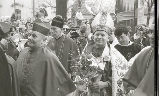 Ingres biskupa Jana Śrutwy w Zamościu - galeria zdjęć