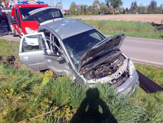 Gm. Szczebrzeszyn: Wypadek na skrzyżowaniu. Kierująca oplem nie ustąpiła pierwszeństwa przejazdu [ZDJĘCIA]