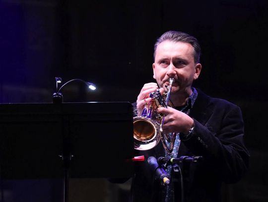 Koncert Jazz Brothers na Rynku Wielkim w Zamościu - galeria zdjec