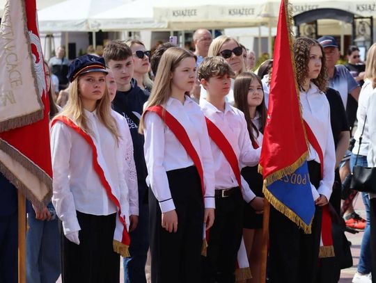 Zamość: Dzień Flagi Rzeczypospolitej Polskiej - galeria zdjeć