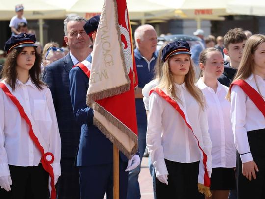 Zamość: Dzień Flagi Rzeczypospolitej Polskiej - galeria zdjeć